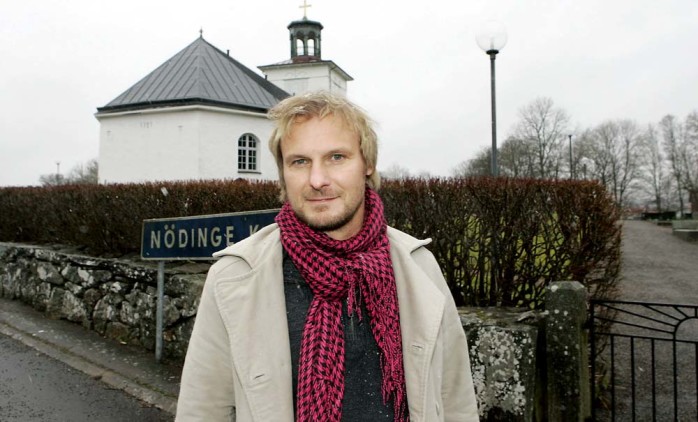 Musikern Stefan Andersson gästar Nödinge kyrka onsdagen den 14 mars då han uppträder tillsammans med kören Blue´n Joy.