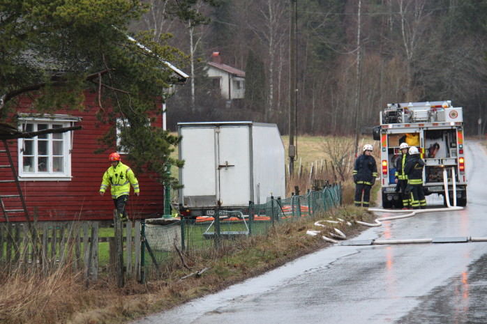 Villan i Nygård drabbades av rökskador efter en brand som startade i husets sovrum. Foto: Christer Grändevik