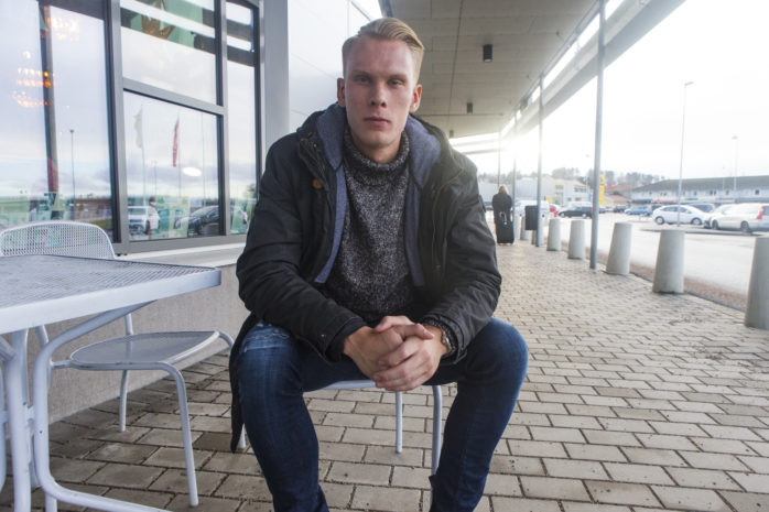 Pontus Dahlberg är just nu Sveriges största målvaktstalang. Stora europeiska klubbar visar intresse för 18-åringen från Älvängen som just nu fokuserar på landslagets januariturné. 