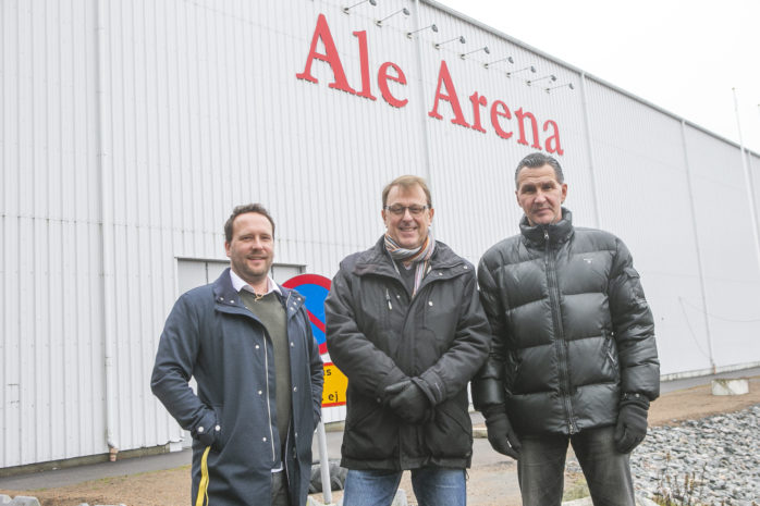 Anders Kristiansson, Stefan Åhman och Anders Uhlin ser fram emot VM-matchen mellan Sverige och Finland som kommer att spelas i Ale Arena den 28 januari. 