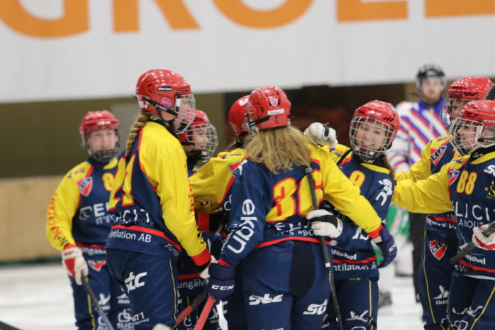 KS Bandy besegrade Västerås SK U efter tre mål av Emma Kronberg. 