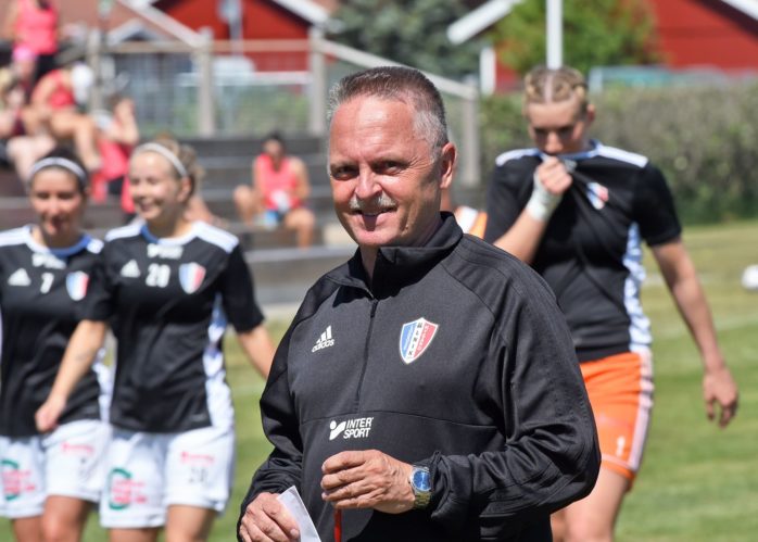 Roberto Jacobsson tackar för sig efter två säsonger i Lödöse Nygård. Arkivbild: Allan Karlsson. 