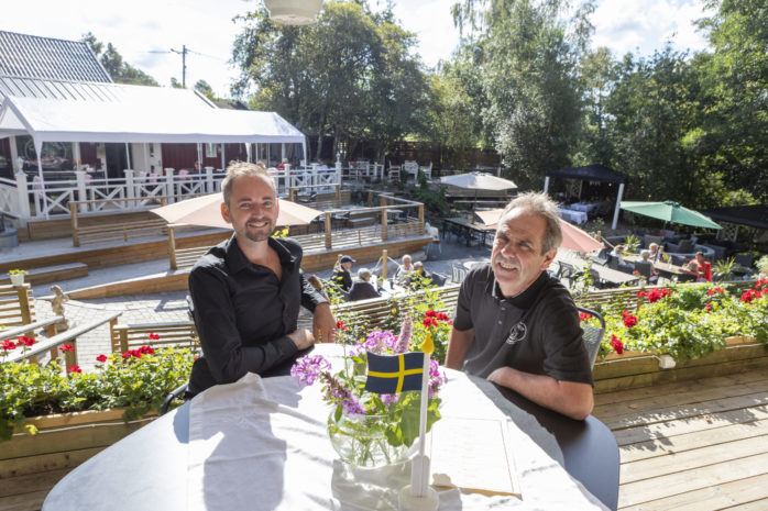 Kenny Eriksson och Johnny Hagberg kan se tillbaka på en rekordsommar för Café Torpet, som nu laddar om inför höstens och vinterns program.