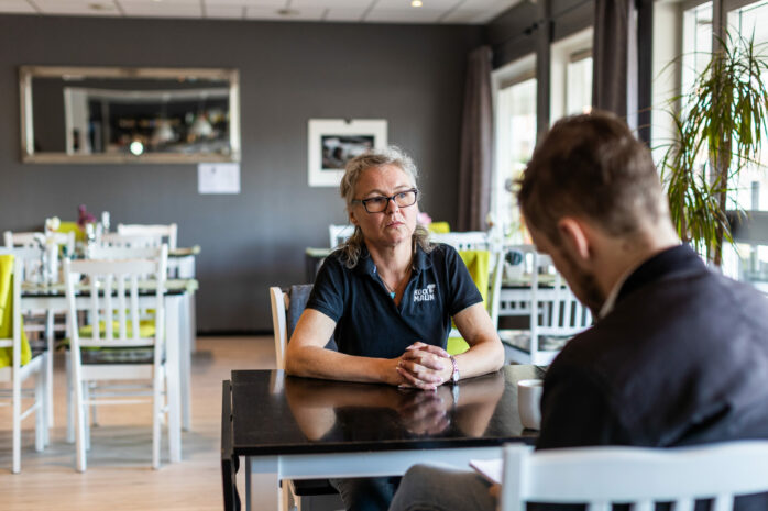 Coronapandemin har varit ett hårt slag för restaurangbranschen. Malin Eklund vittnar om en tuff tid för Kock Malin i Älvängen. Bild: Kajsa Thorson.
